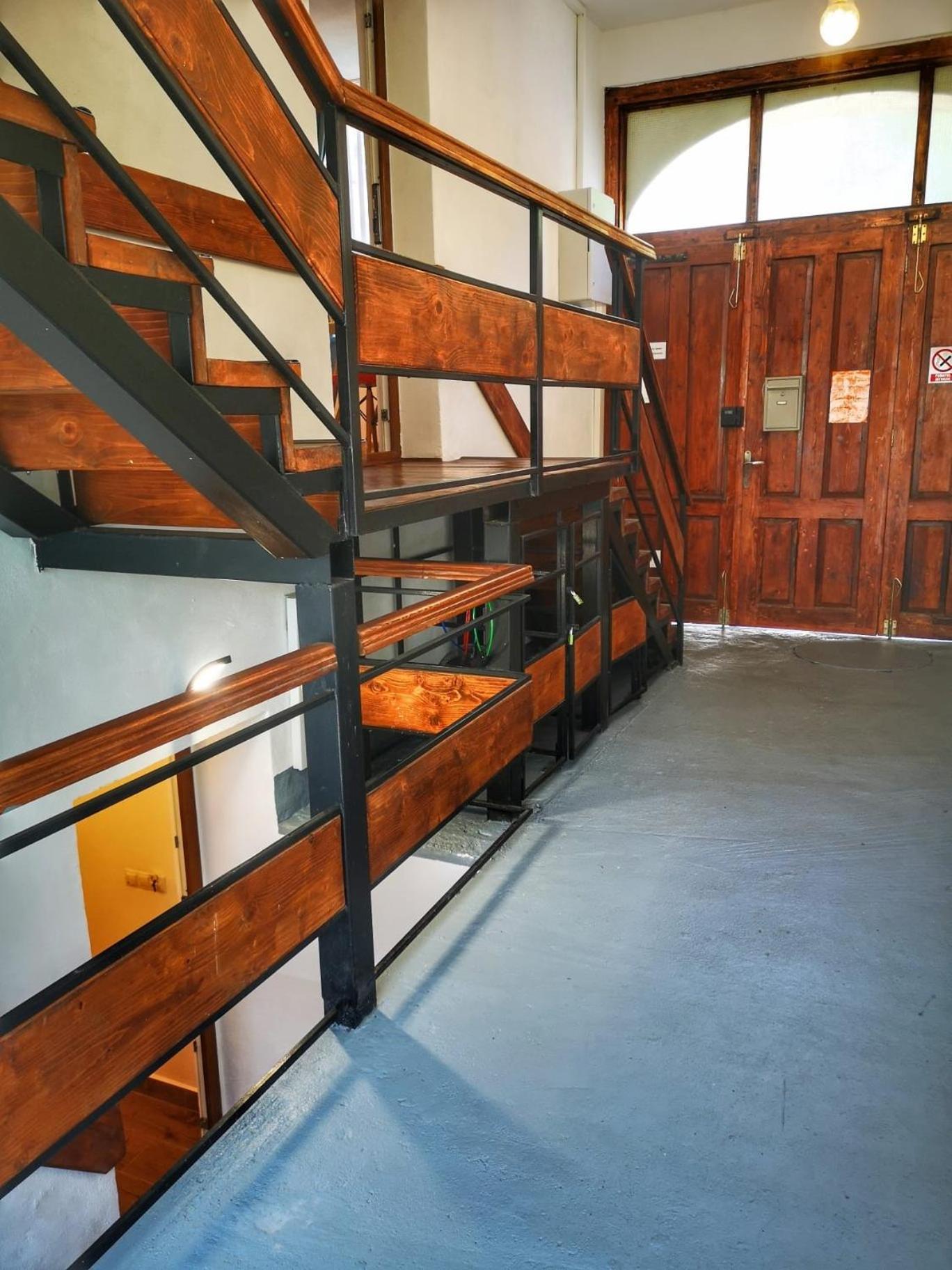 T House Apartment Sibiu Ngoại thất bức ảnh